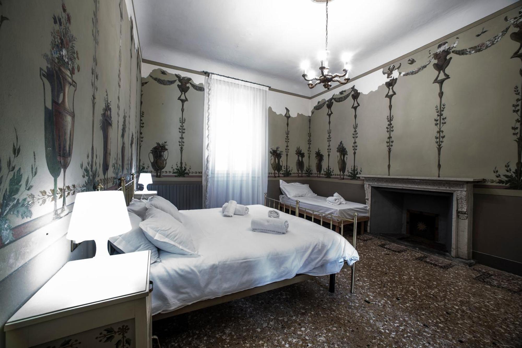 Apartmán Dimora Storica Vicolo Del Volto Iseo Exteriér fotografie
