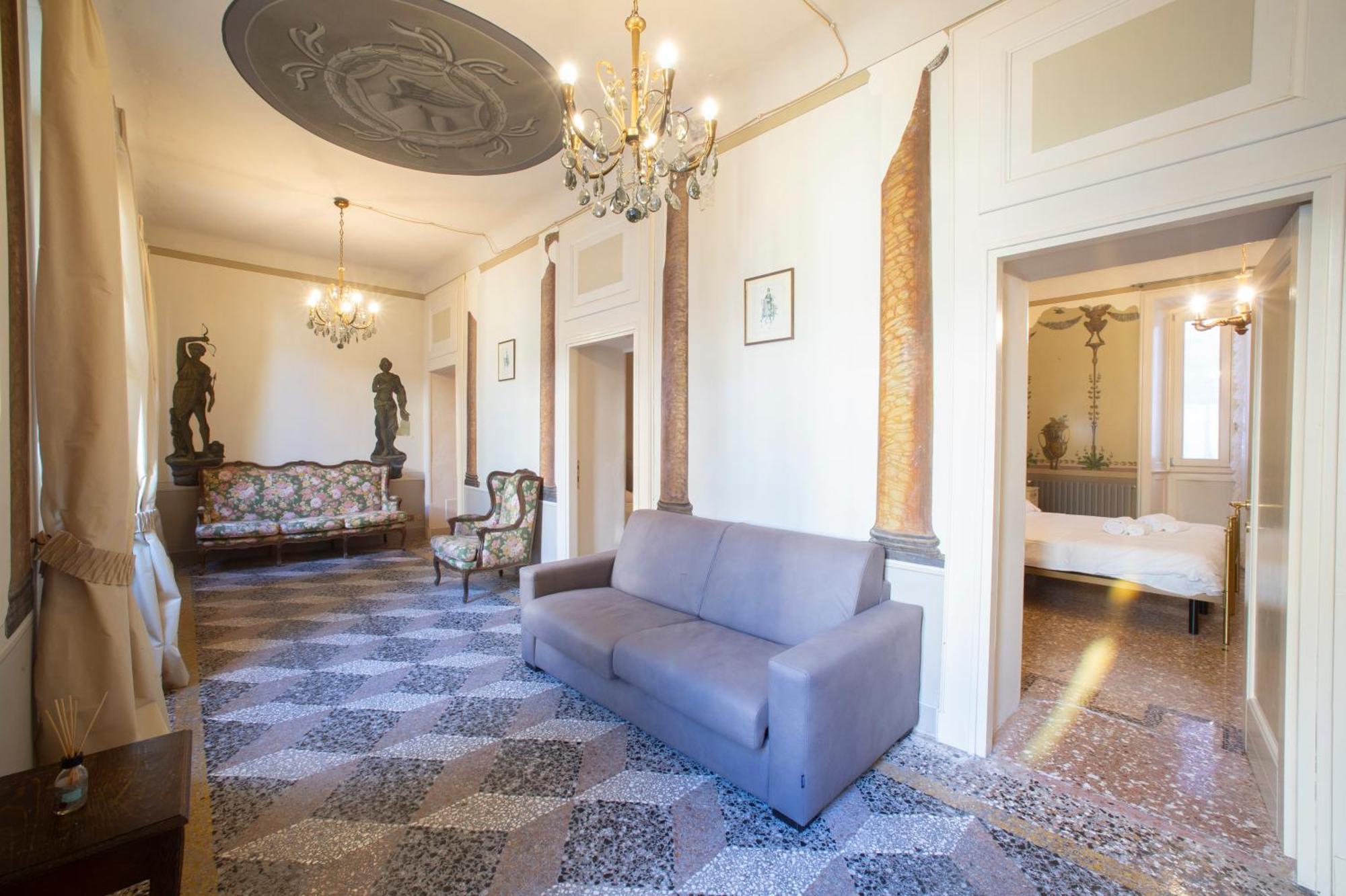 Apartmán Dimora Storica Vicolo Del Volto Iseo Exteriér fotografie